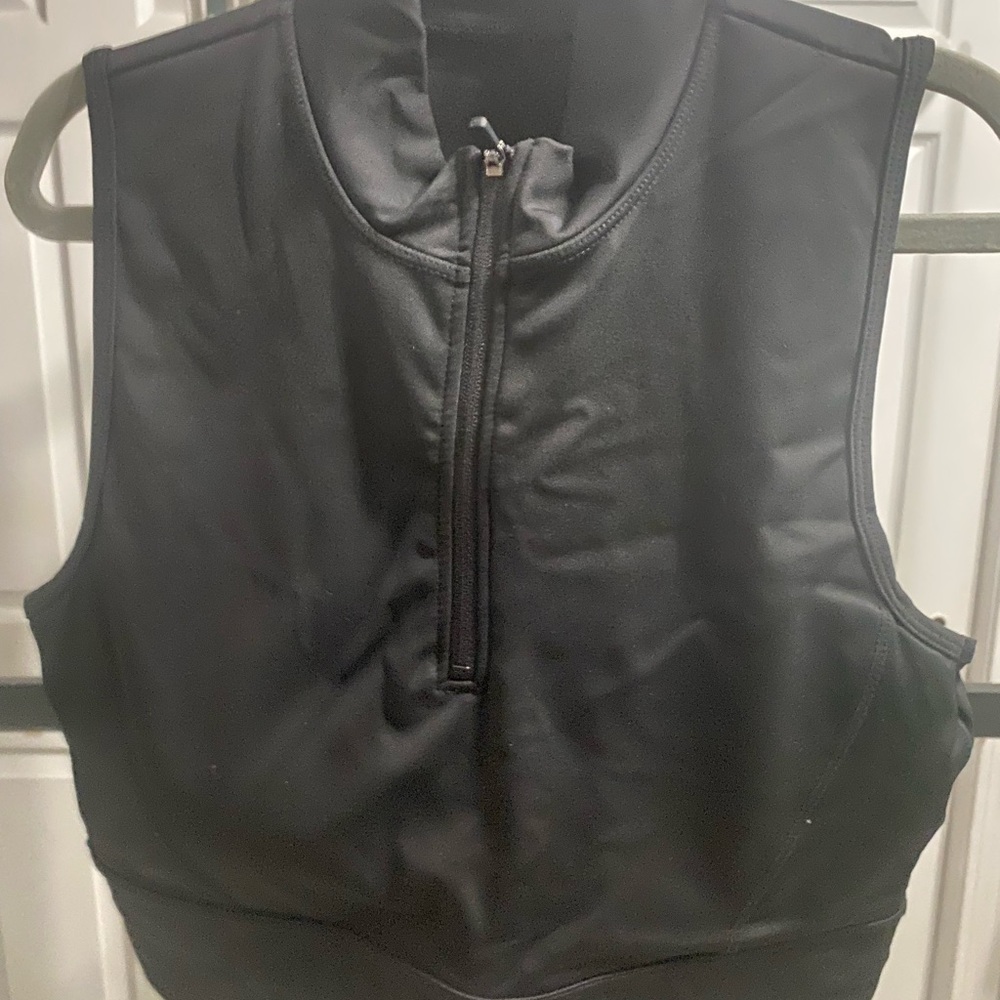 Black Zipper Front Sports Bra